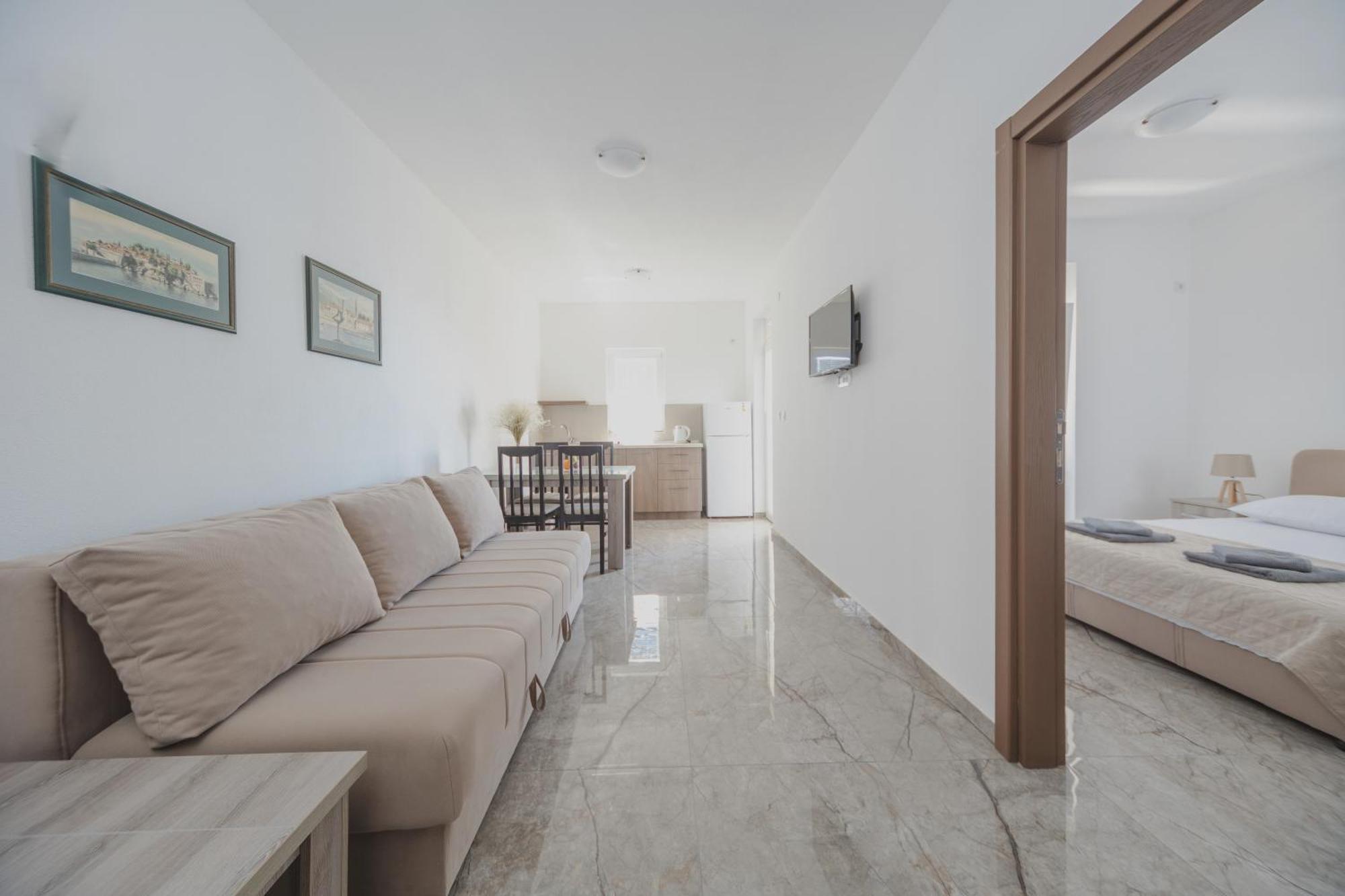 Apartmani Agape Petrovac المظهر الخارجي الصورة