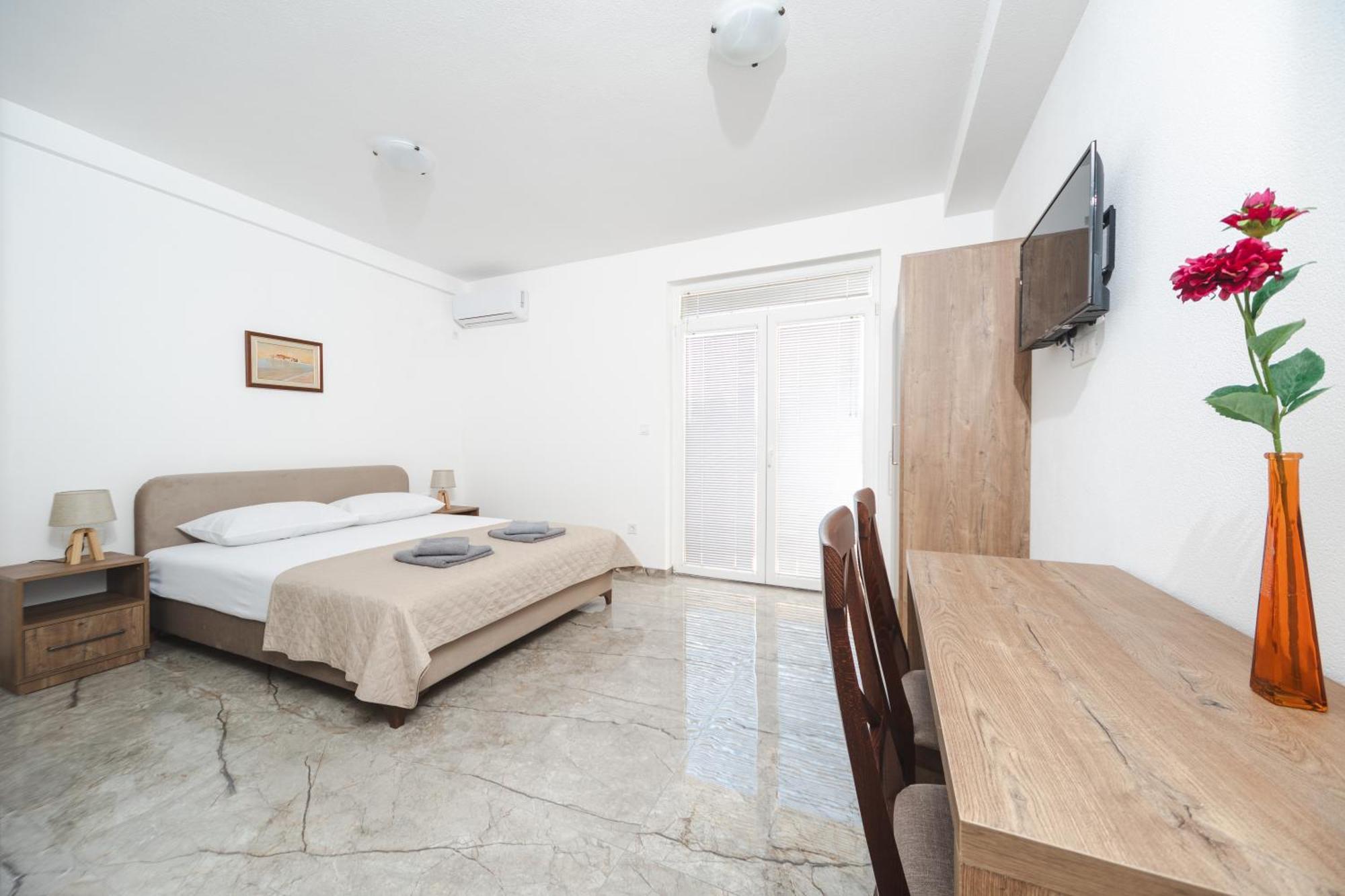 Apartmani Agape Petrovac المظهر الخارجي الصورة