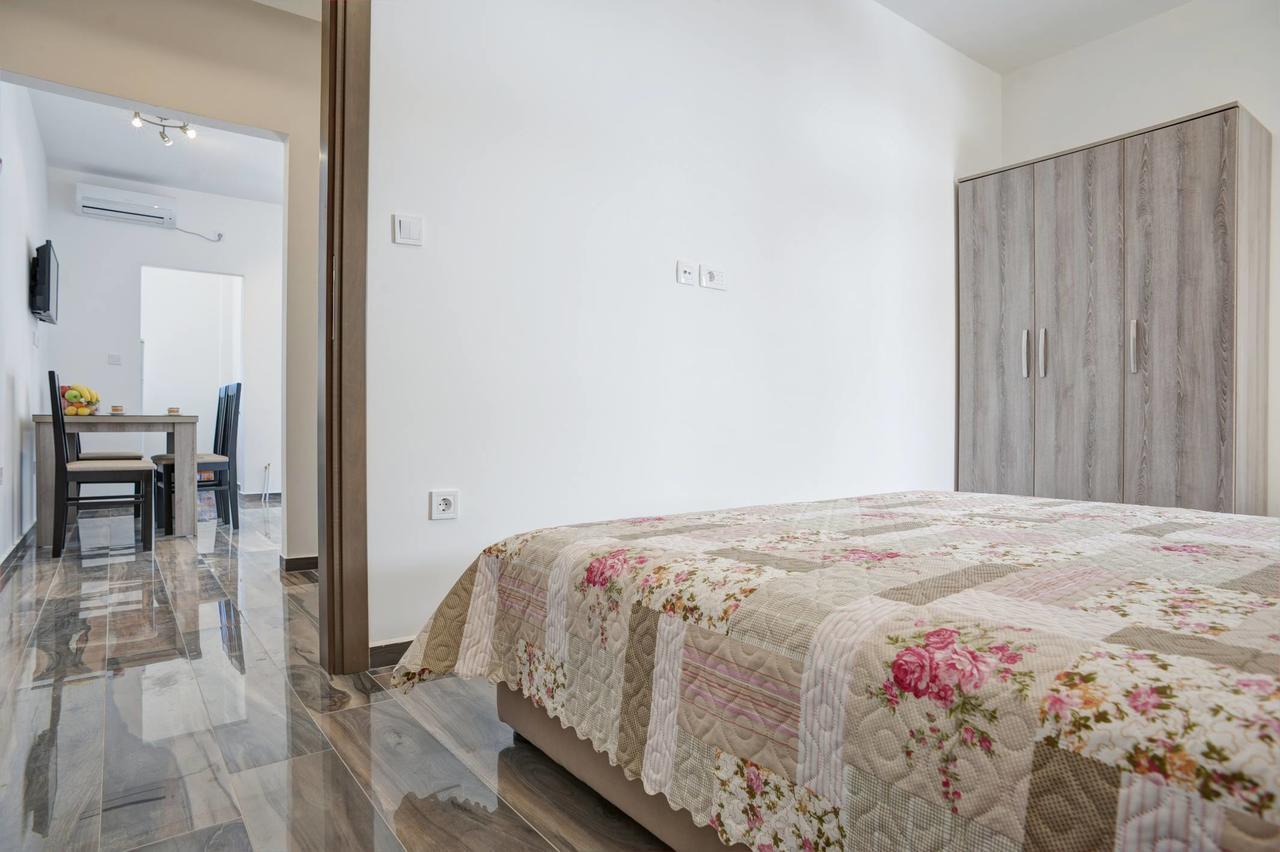 Apartmani Agape Petrovac المظهر الخارجي الصورة